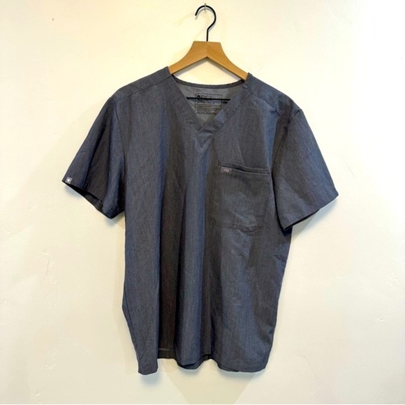FIGS Catarina grey shirt sleeve scrub top - Picture 4 of 8